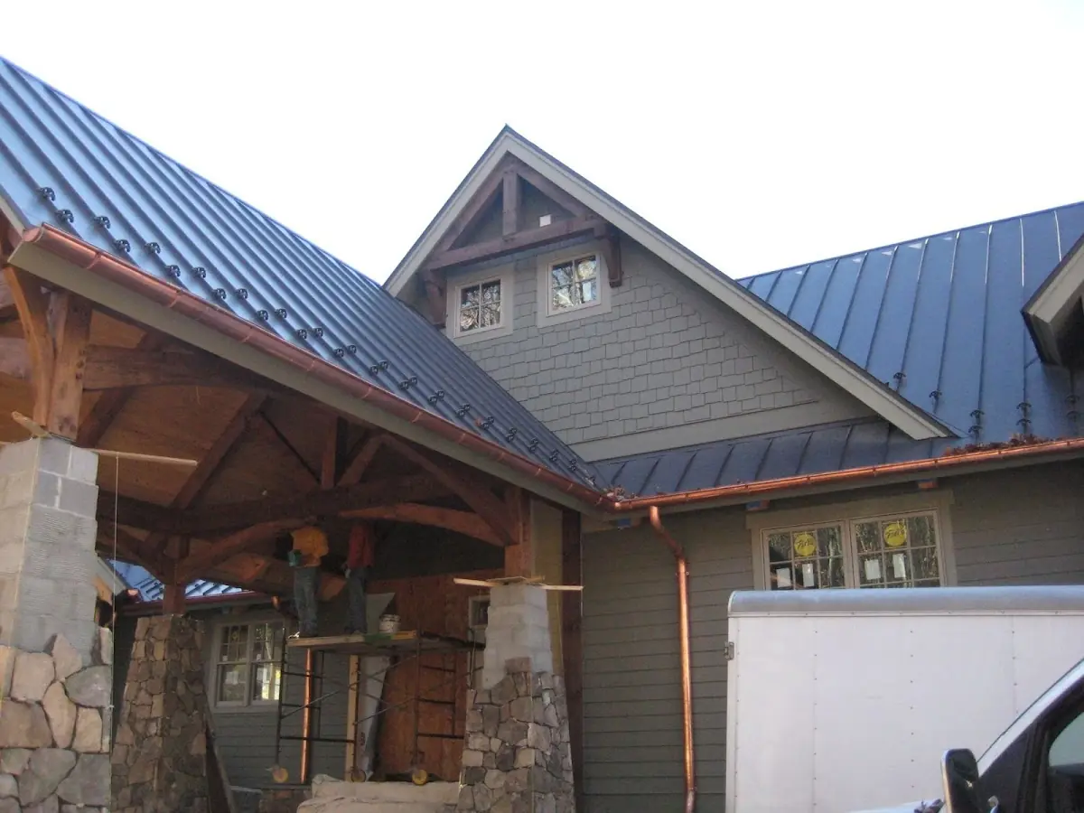 Craftsman Roofing team delivering quality roofing work in Morysville
